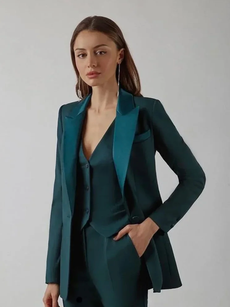 De Longpre Suit Set-And She Is Couture®