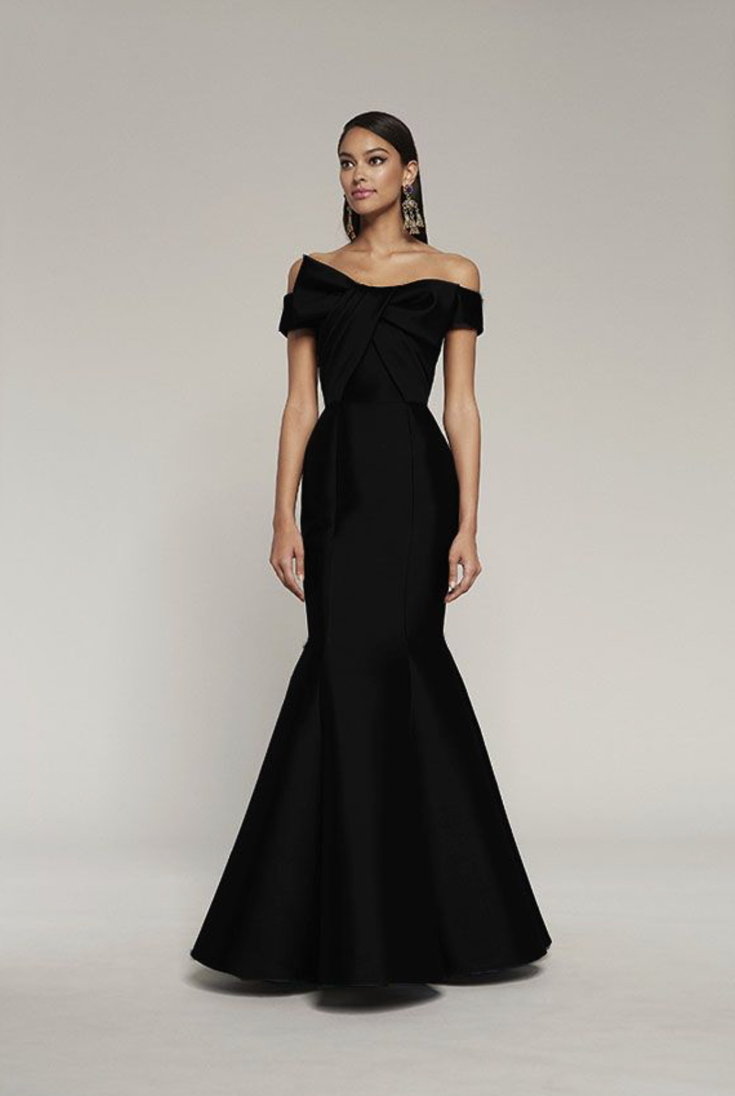 Off-the-Shoulder Bow Mermaid Gown